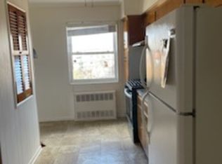 61-38 71st St #2, Middle Village, NY 11379