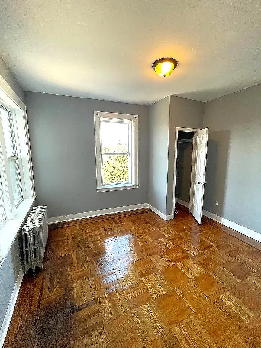 16 Goldsmith Ave — Photo 3