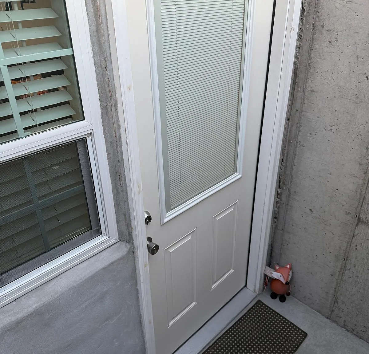 3 bed, $2,250 — Photo 2