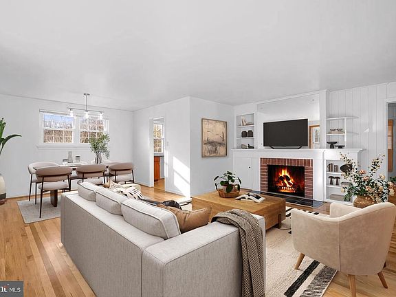 2nd image of 1104 Kirklynn Ave
