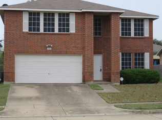 8406 Paxton Run Ct, Arlington, TX 76002