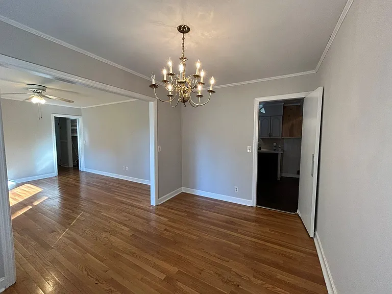 523 Colonial Dr — Photo 41