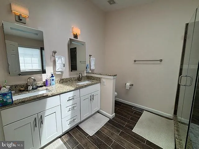 10148 Vanderbilt Cir — Photo 21