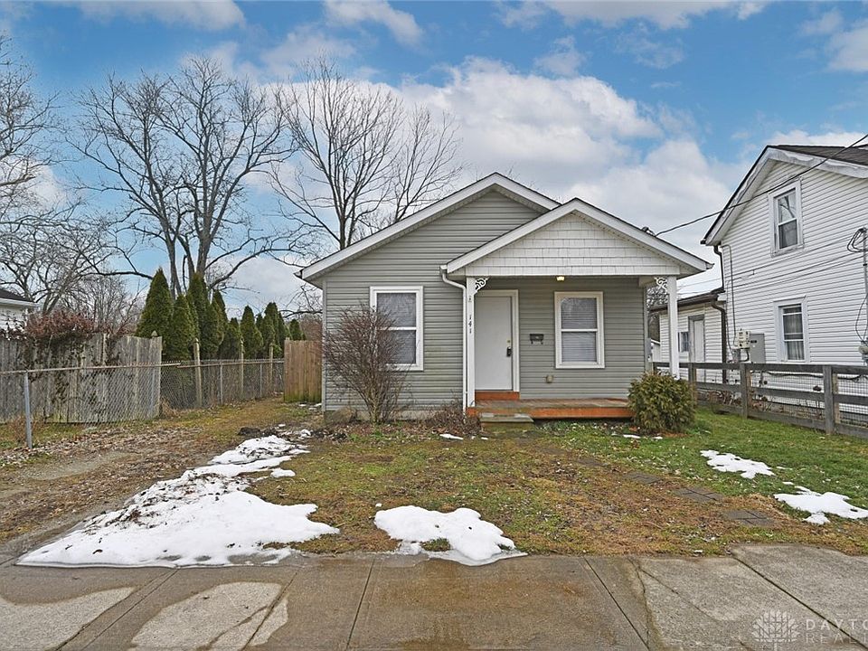 1st image of 141 E McKinley St
