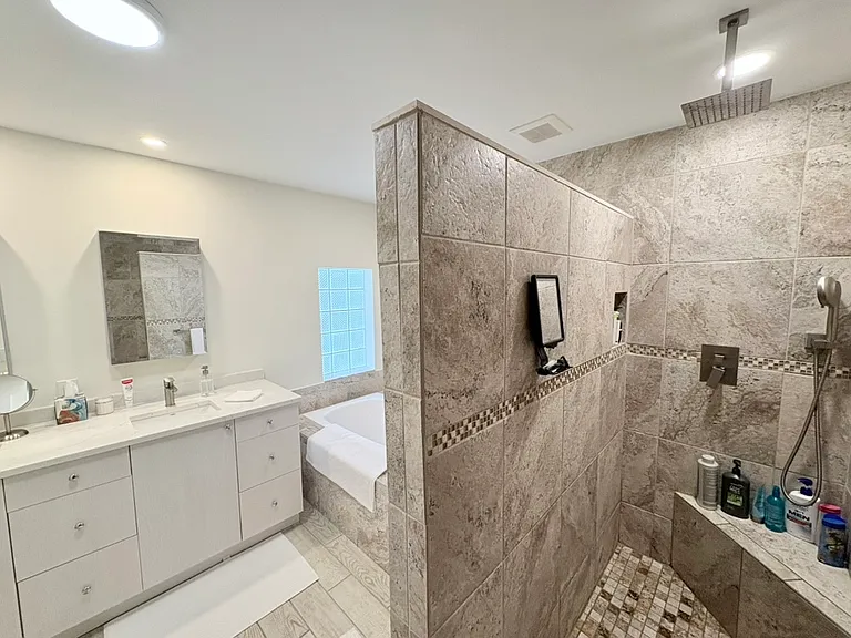 3424 Anton Ct — Photo 15