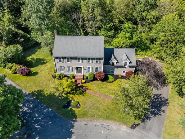 101 Lester Ln, Weymouth, MA 02188