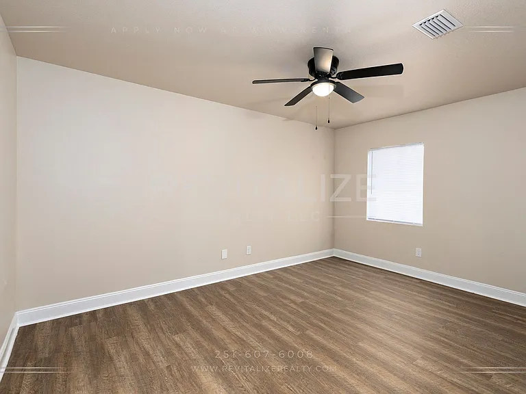 1704 McGill Ave — Photo 23