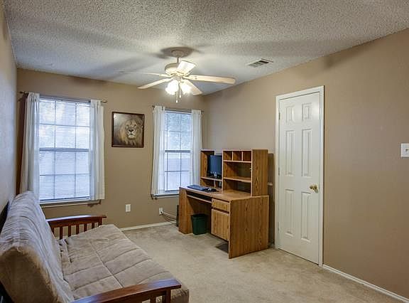5th image of 1925 Helen Ln