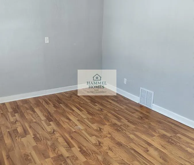214 W Humbird St #2 — Photo 8