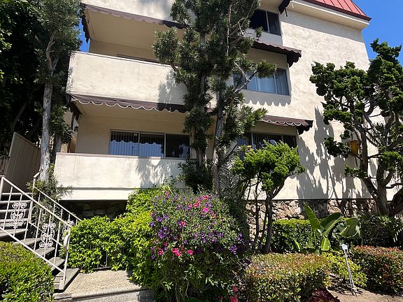 2nd image of 1143 6th St APT 201