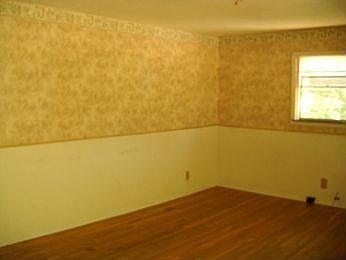2nd image of 554 Freeman Ave