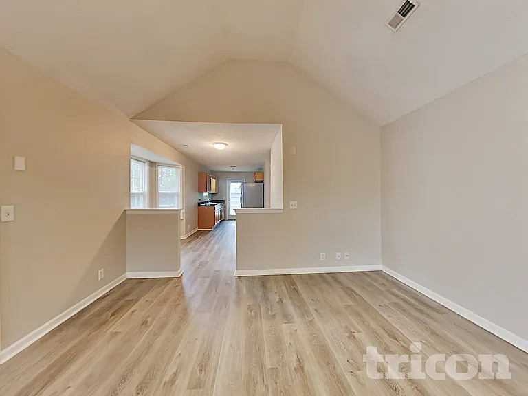 2829 Elijah Dr — Photo 3