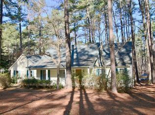220 Mitchell Rd, Southern Pines, NC 28387