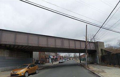 Building Photo 3