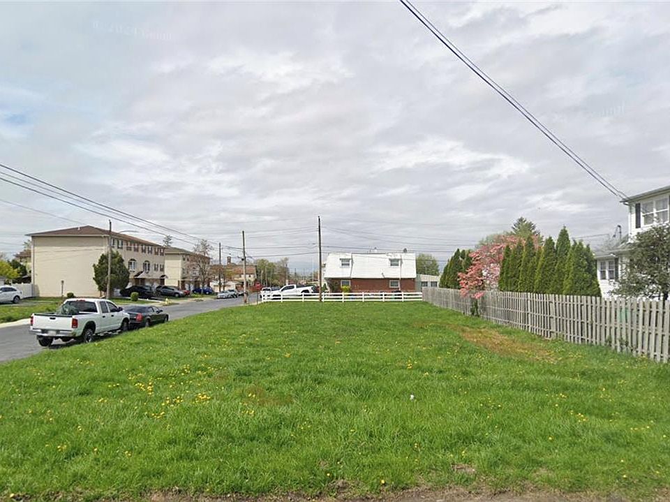 1st image of 806 N Quincy St #802