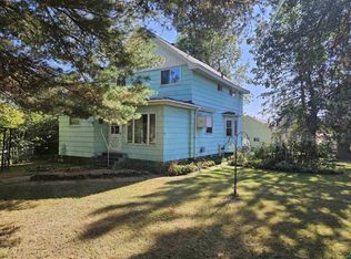 117 E Minnesota Ave, Gilbert, MN 55741