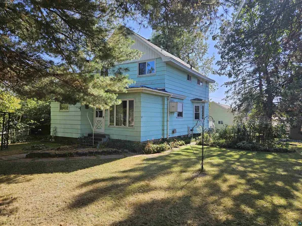 117 E Minnesota Ave, Gilbert, MN 55741