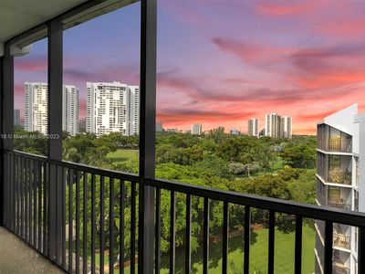 3401 N Country Club Dr APT 814, Aventura, FL, 33180
