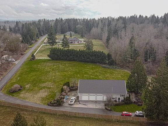 3rd image of 6432 95th Ave NE