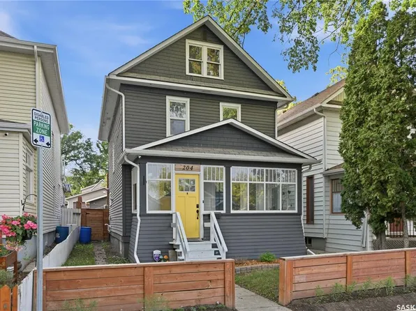 204 26TH STREET W, Saskatoon, SK S7L 0H6