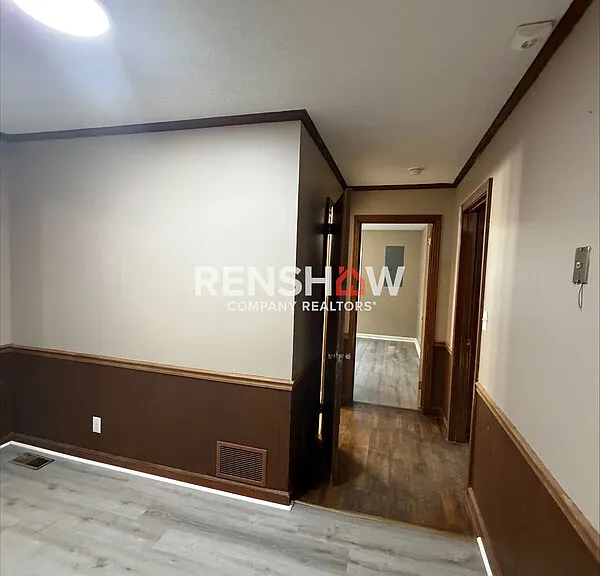 155 Moore Rd — Photo 13