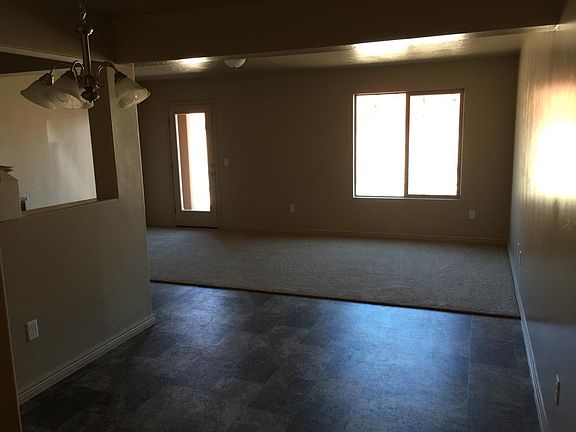 2nd image of 1000 E Bluff View Dr Unit 14