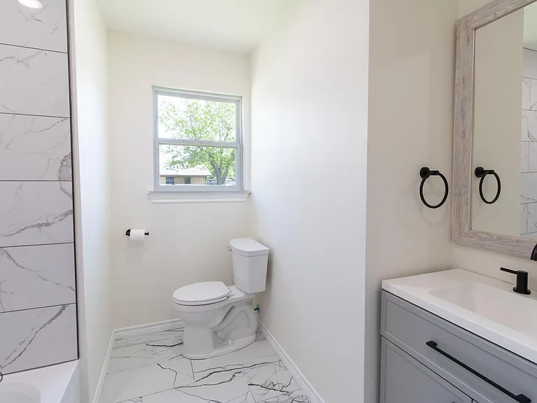 1310 Eleanor St — Photo 27