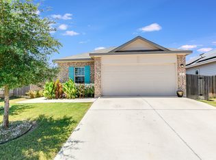 112 Democracy Ct, Liberty Hill, TX 78642