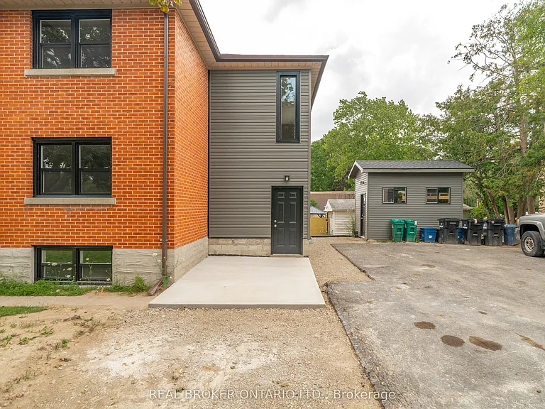 293 Highland Rd E #A — Photo 17
