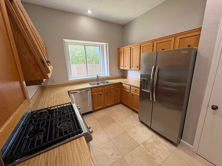 12506 Turkey Ridge Ct — Photo 10