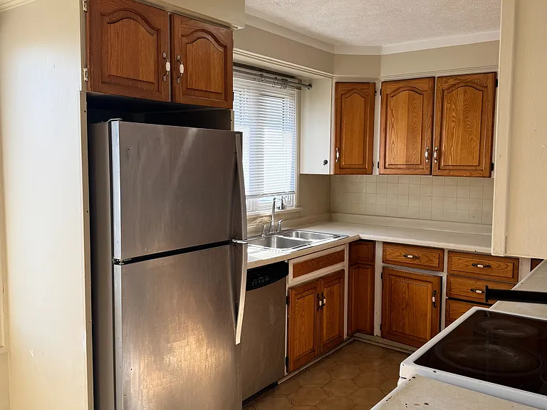 7610 Anaka Dr — Photo 29