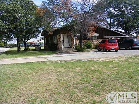 3rd image of 1700 NE 33rd St