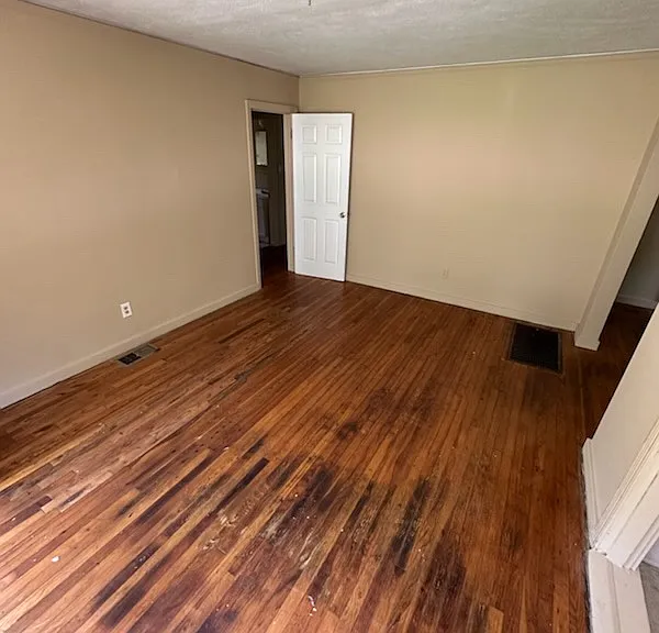 146 Arbor Hill Dr — Photo 4