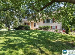 204 Tuscany Dr, Easton, PA 18040