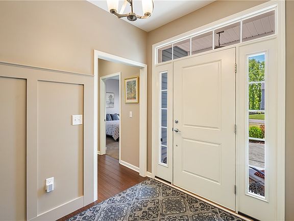 3rd image of 61 Copper Beech Run