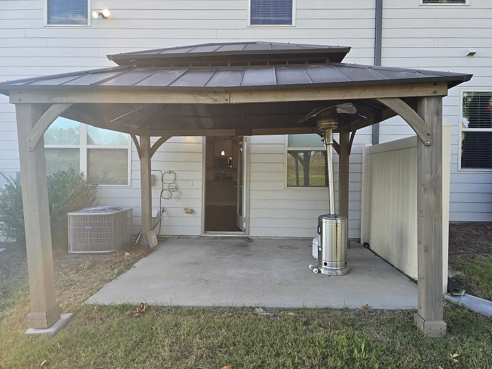 3 bed, 2065 sqft, $2,150 — Photo 2