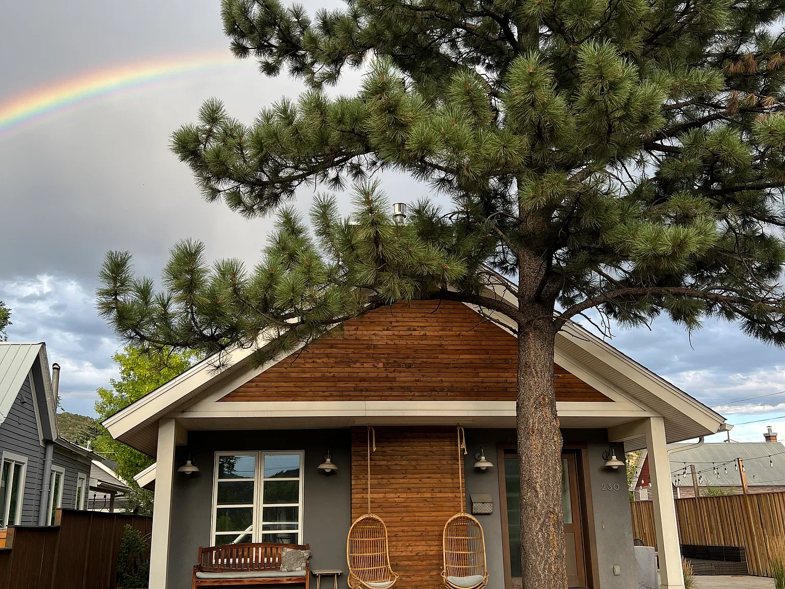 3 bed, 2440 sqft, $4,500 — Photo 3