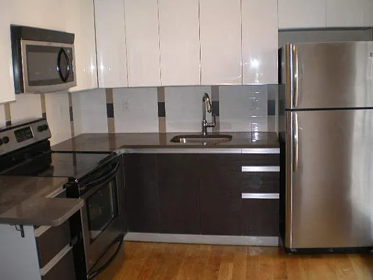 Rented by 774 Franklin Ave | media 9