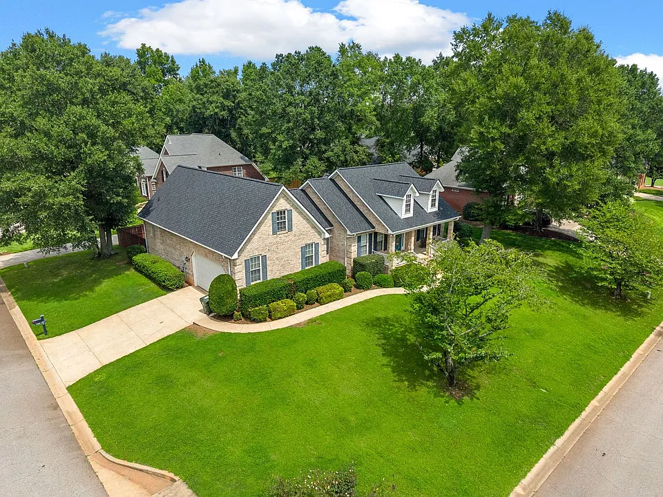 708 Symmetry Ct