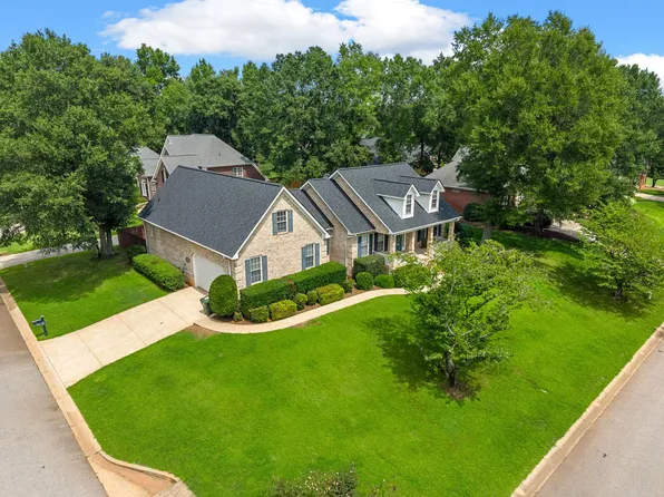708 Symmetry Ct, Boiling Springs, SC 29316