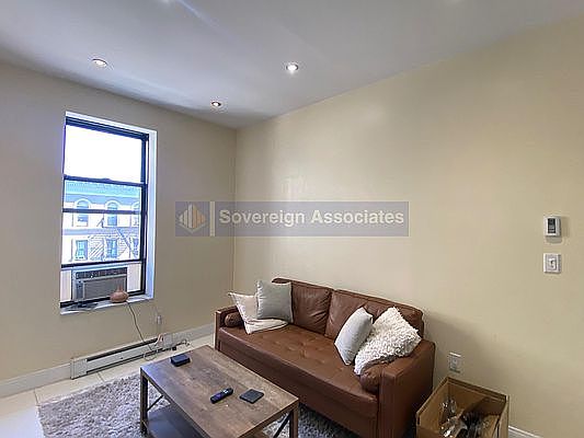 3rd image of 200 W 106th St APT 5B