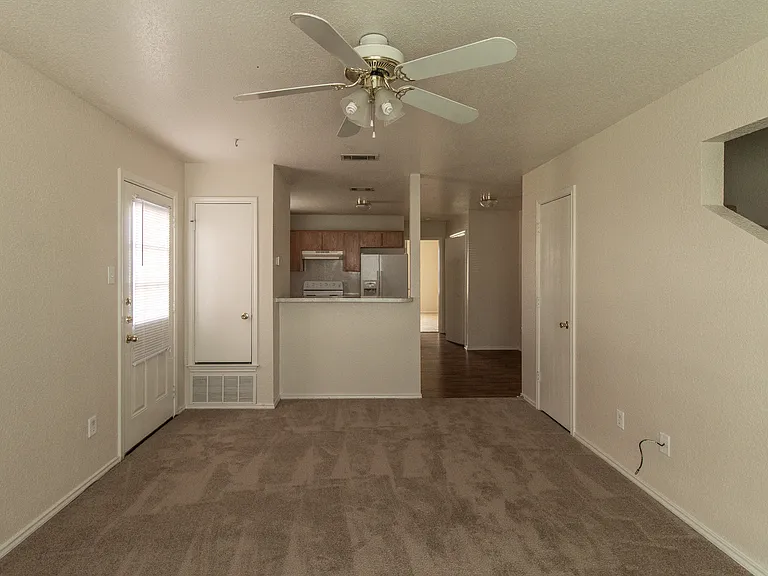 4101A Gus Dr — Photo 6