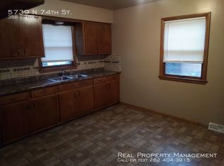 5739 N 74th St, Milwaukee, WI 53218