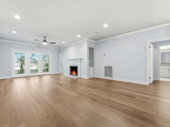 28 Tournament Way, Austin, TX 78738