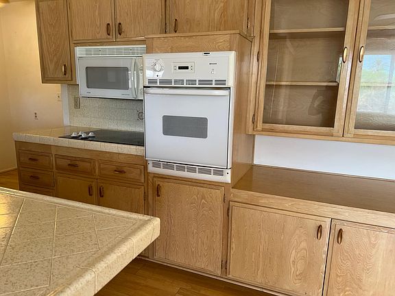 5th image of 10232 W El Dorado Dr