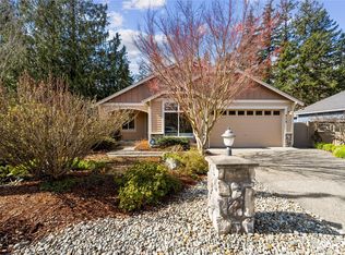 918 Secord Ct, Camano Island, WA 98282