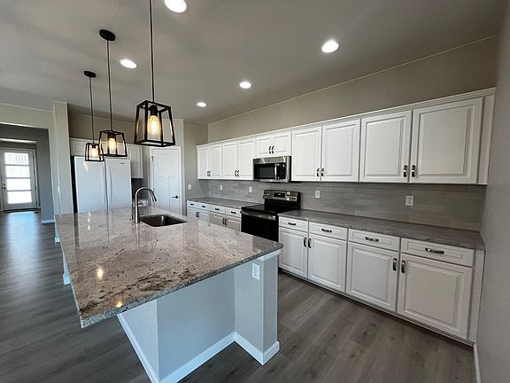 Kitchen with lots of storage and counter space