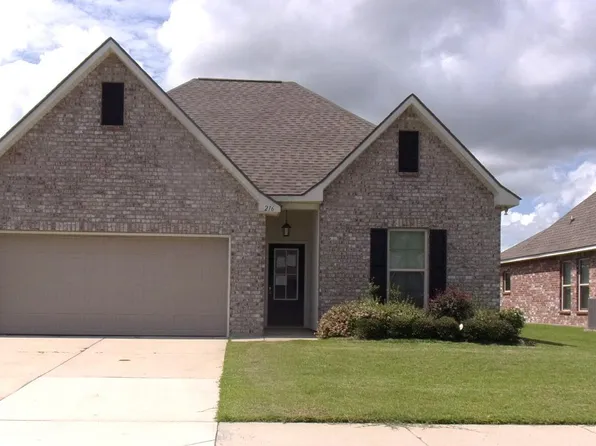 216 Wild Cherry Ln, Lafayette, LA 70508