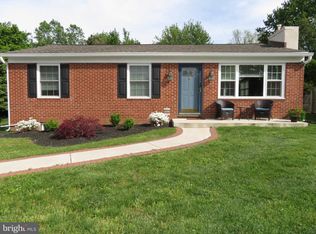 6 Fairway Dr, Plymouth Meeting, PA 19462