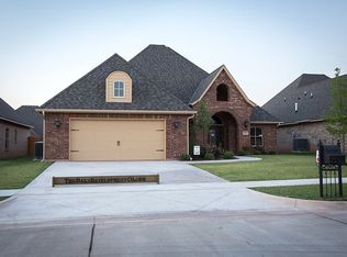 6809 SW Oakley Ave, Lawton, OK 73505